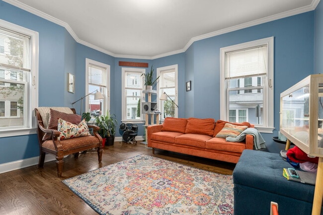 Photo - 166 Boylston St Unit 1