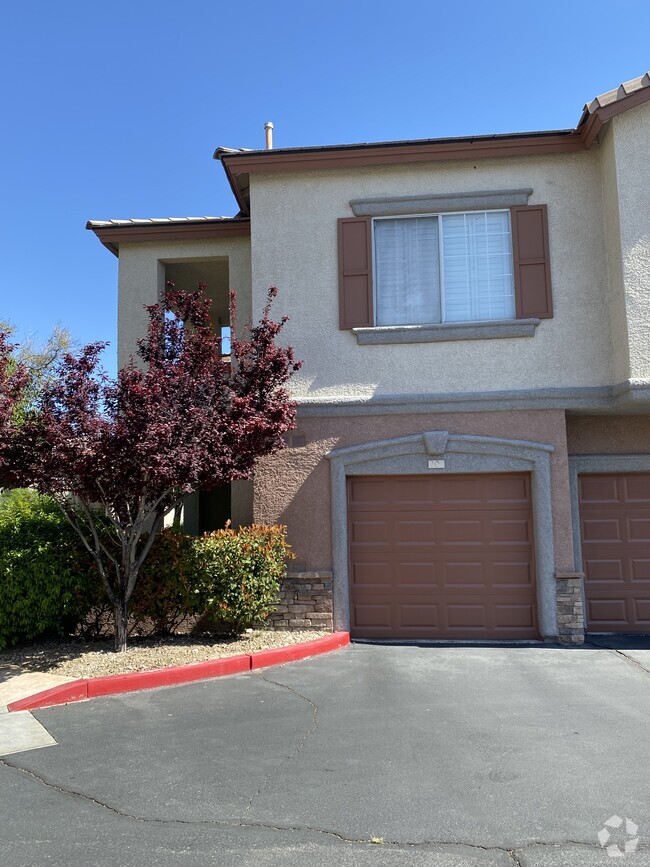 Building Photo - 1605 Sussex St Unit 1605 Sussex St #201 Rental
