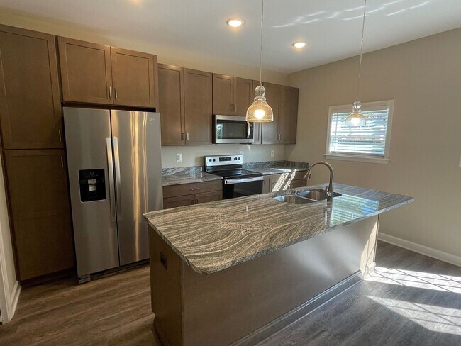 Photo - 3-Story Luxury Townhouse in Conger Creek