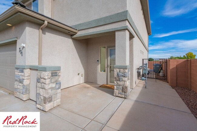 Photo - 711 S Malorie Wy