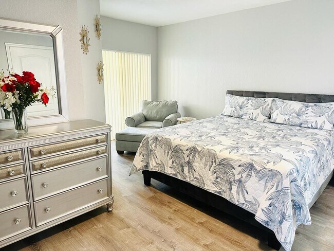 Photo - 170 SW Peacock Blvd Condo Unit 36-103