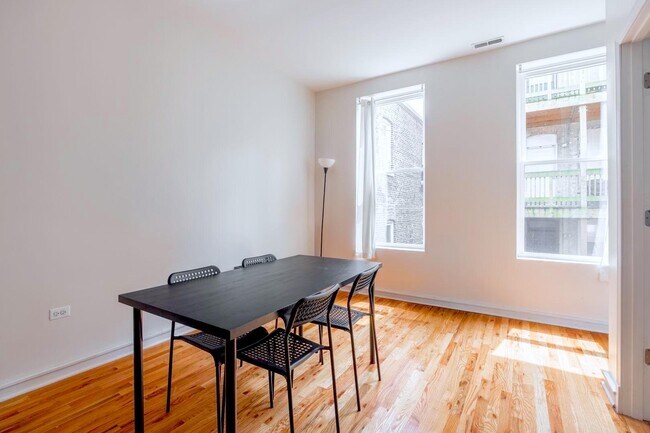 Photo - 1638 W 18th Pl Unit 2R
