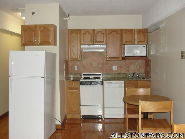 Photo - 1110 Commonwealth Ave Apartment Unit 318