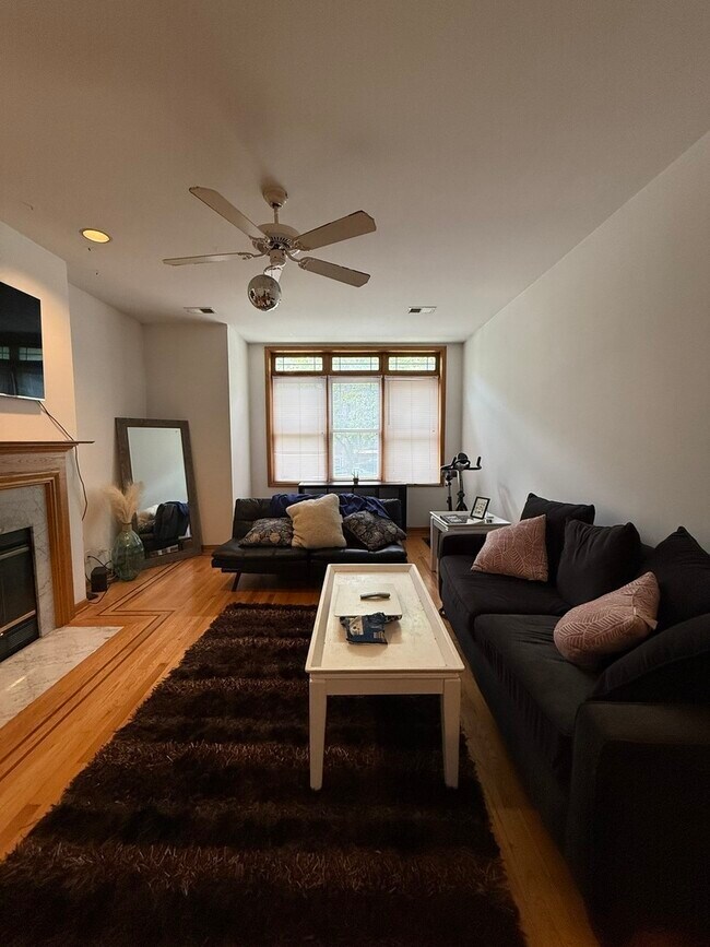 Photo - 4101 N Kenmore Ave Unit 2S