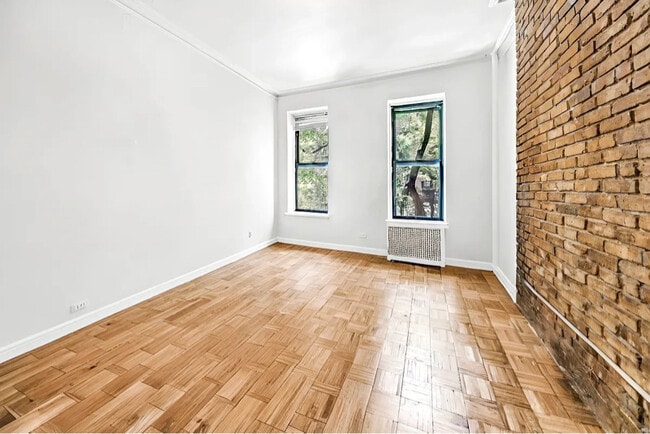 Building Photo - 325 E 89th St Rental