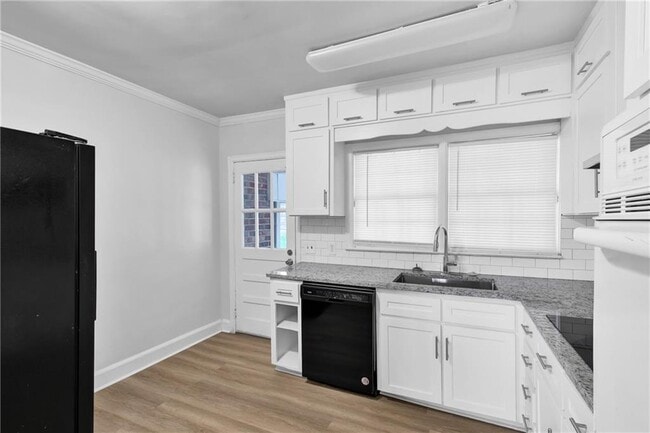 Photo - 2880 Old Lost Mountain Rd