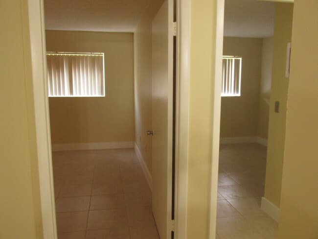 Photo - 7427 SW 152nd Ave Unidad 0