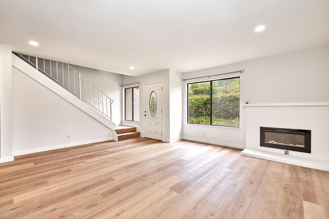 Photo - 28026 Ridgecove Ct N Townhome