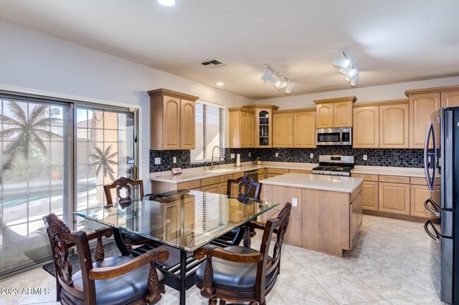 Photo - 4815 N 96th Ln