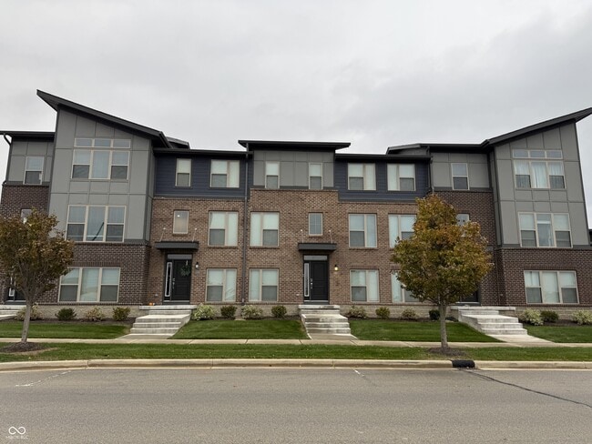 Building Photo - 13341 Minden Dr