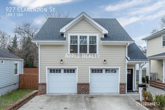 Building Photo - 927 Clarendon St
