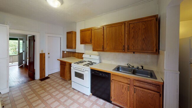 Photo - 321-321.5-3215 Hillview Pl Unidad 321