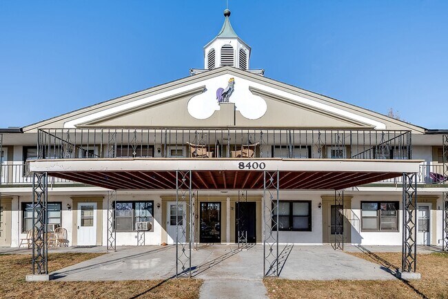 Trailway Apartments