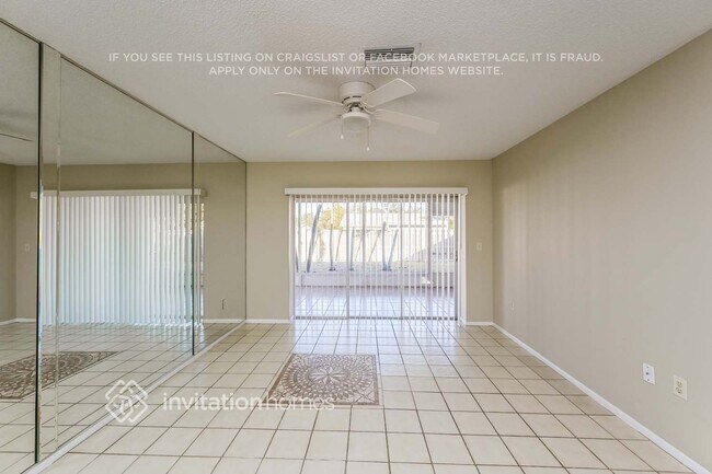 Photo - 1321 64th St W