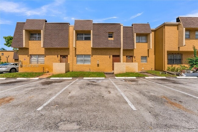 Building Photo - 5653 Blueberry Ct