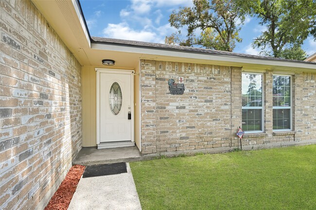 Photo - 13327 N Thorntree Dr