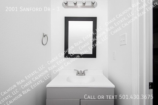 Photo - 2001 Sanford Dr Unit 3