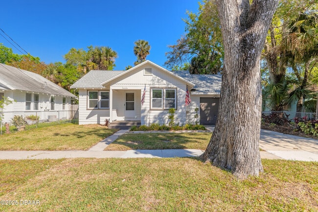 Photo - 138 Kingston Ave