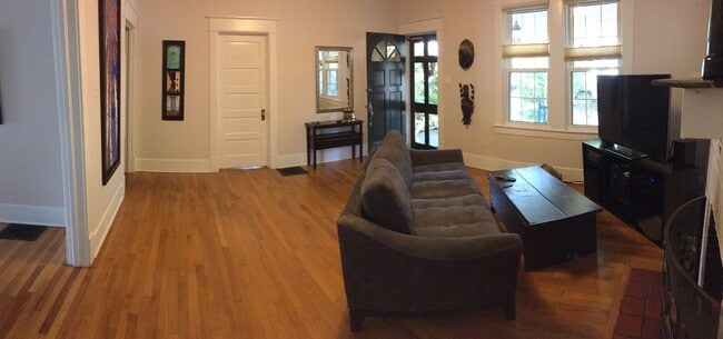 Photo - 307 Perry St