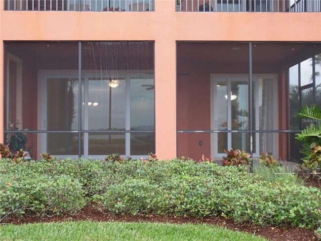 Photo - 1266 Riverscape St