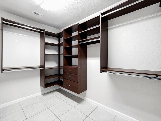 Photo - 1132 Amber Lk