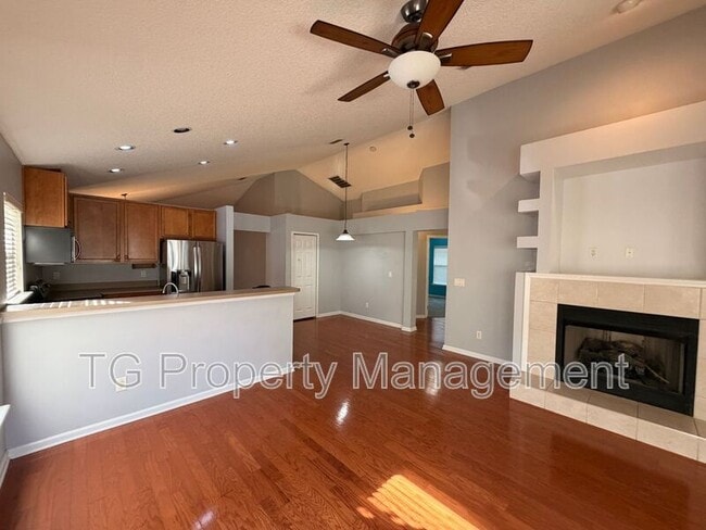 Photo - 1193 Bedrock Dr