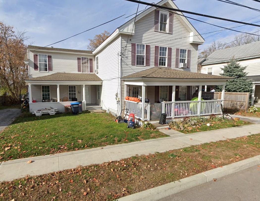 Photo - 82 Lincoln Ave Unit Upper