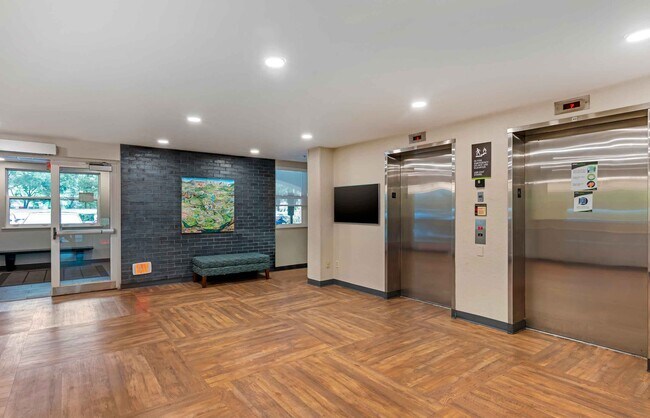 Photo - Furnished Studio-Miami - Coral Gables