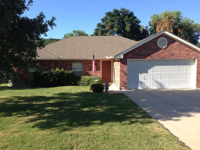 Building Photo - 1710 Quarry Trail