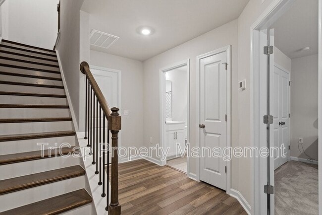 Photo - 1721 Chirping Trl