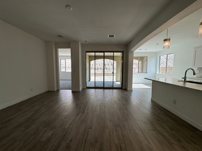 Photo - Laughlin Ranch 3 BR 2Ba Public Golf Community with Canyon & Mountain Views