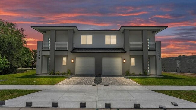 Building Photo - 1171 Windjammer Dr