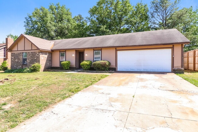 Photo - 7261 Hollorn Ln