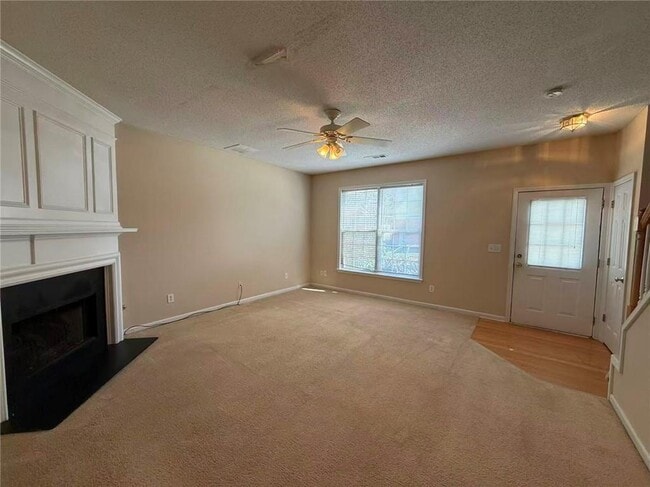 Photo - 4063 Howell Park Rd