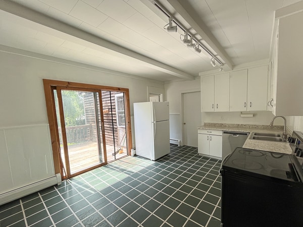 Photo - 12 Chapman Ave Unit 1
