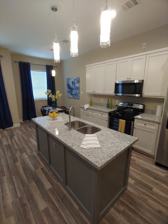 Photo - 4926 Weeping Willow Rd