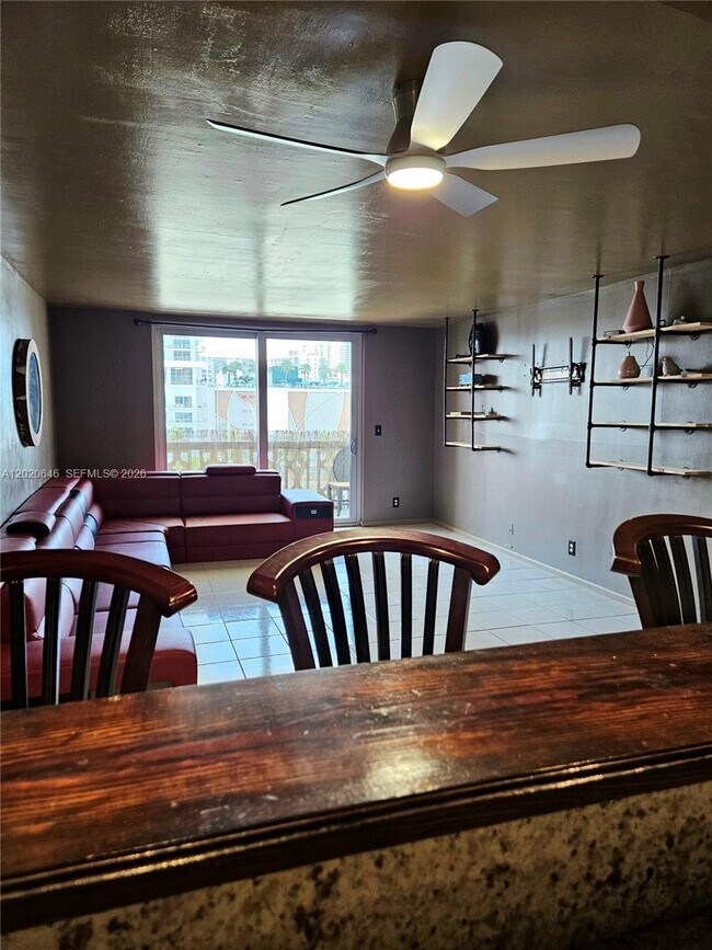 Photo - 1817 S Ocean Dr Unit 718