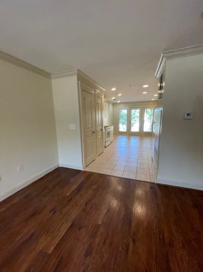 Photo - 02-102 Yarmowich Unit 02-102 - B