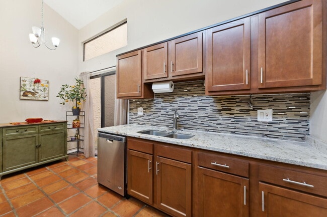 Photo - 22737 Meridiana Dr