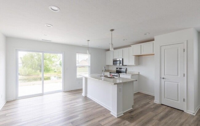 Photo - 1111 Cobra Dr