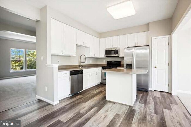 Photo - 13593 Beckingham Dr