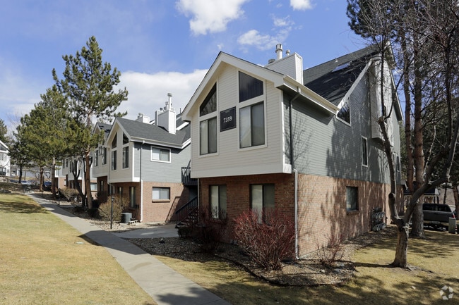 Building Photo - Avana Belmar Rental