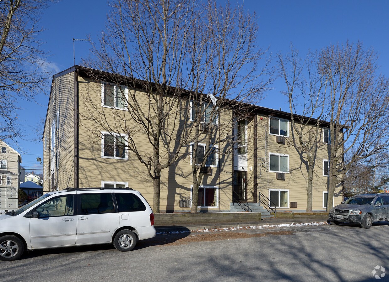 Photo - Lawn Terrace Apartments