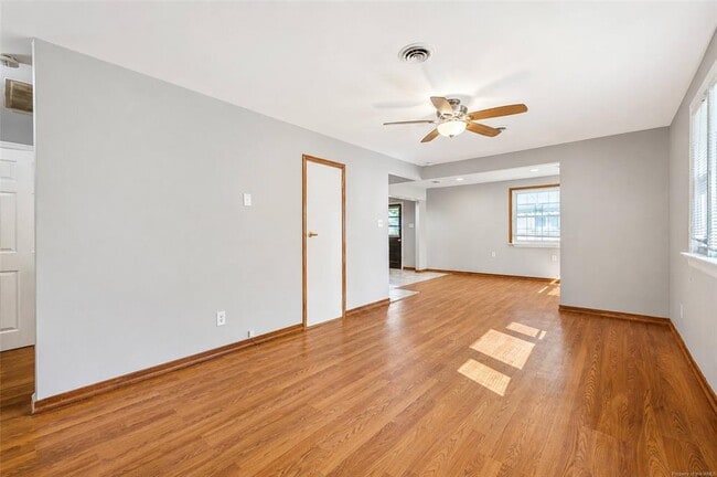 Photo - 138 Banneker Dr