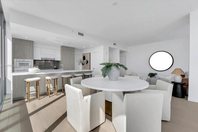 Photo - 9201 E Bay Harbor Dr Unit LPH01