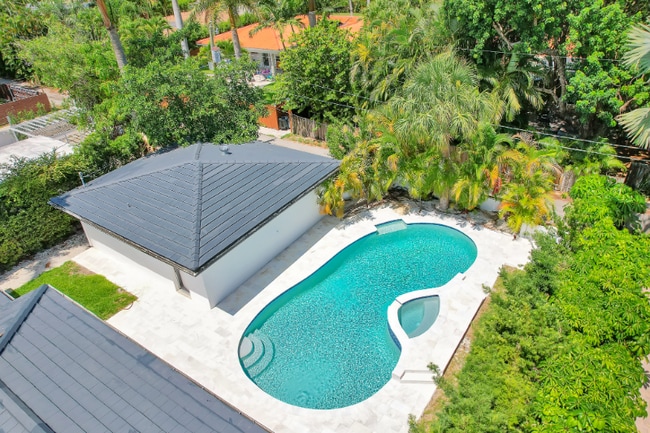 Photo - 10618 NE 11th Ave