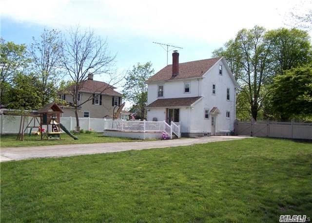 Photo - 21 Rhodes Ave