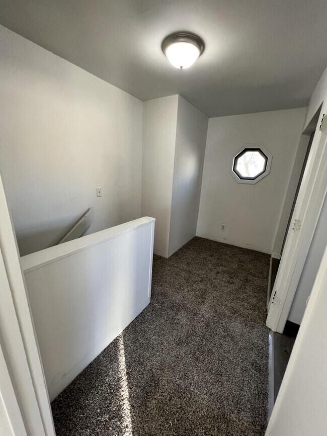 Photo - 206 S 4th St Townhome