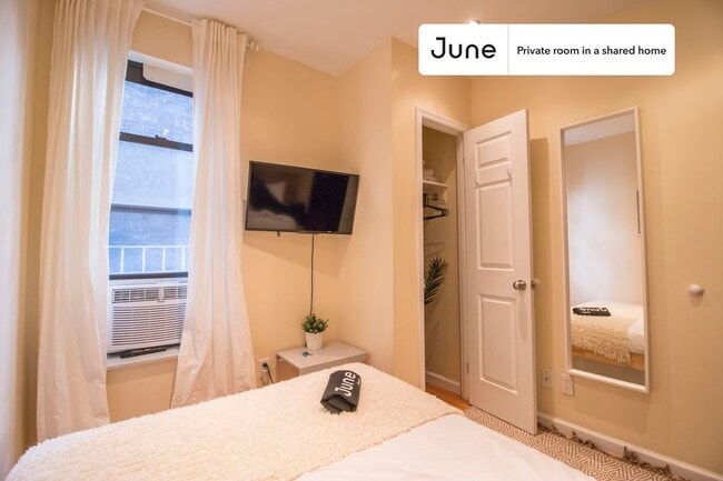 Photo - Room in Shared 4 bed/2 bath home Unit D