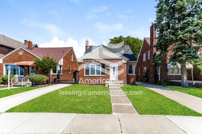 Building Photo - 16246 Fairfield St